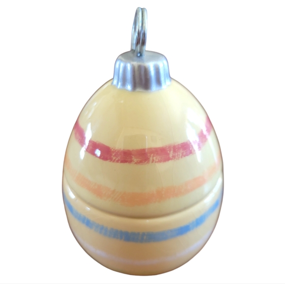 Vtg Blossoms & Blooms Ceramic Christmas Egg Shaped Candle Holder - Picture 3 of 8